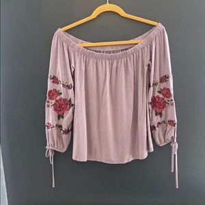 American Eagle off the shoulder size medium